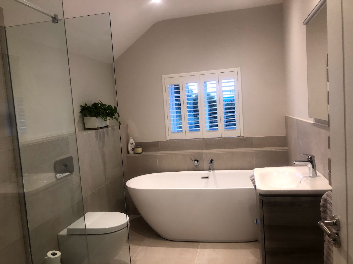 Whites Professional Painting & Decorating — Photos 14
